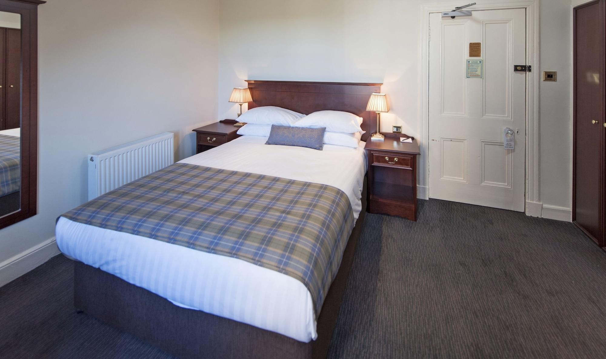 Nethybridge Hotel Nethy Bridge Buitenkant foto