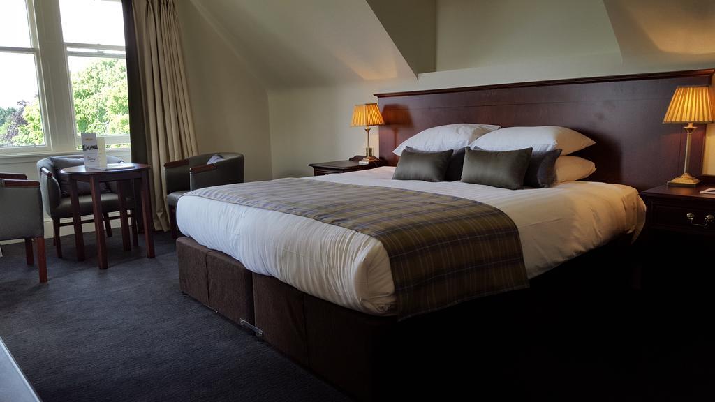 Nethybridge Hotel Nethy Bridge Buitenkant foto